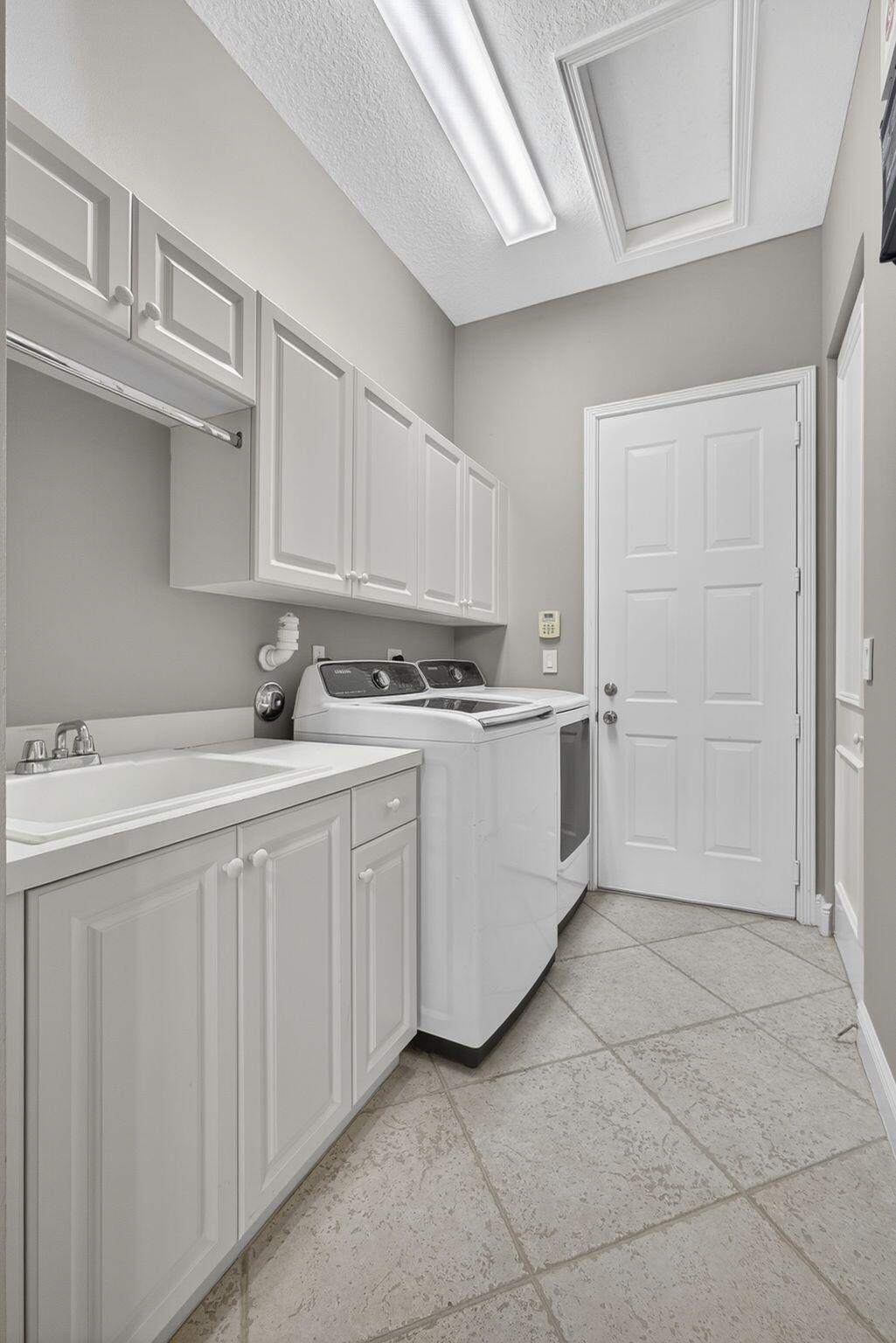 OLYMPIA - Residential Lease