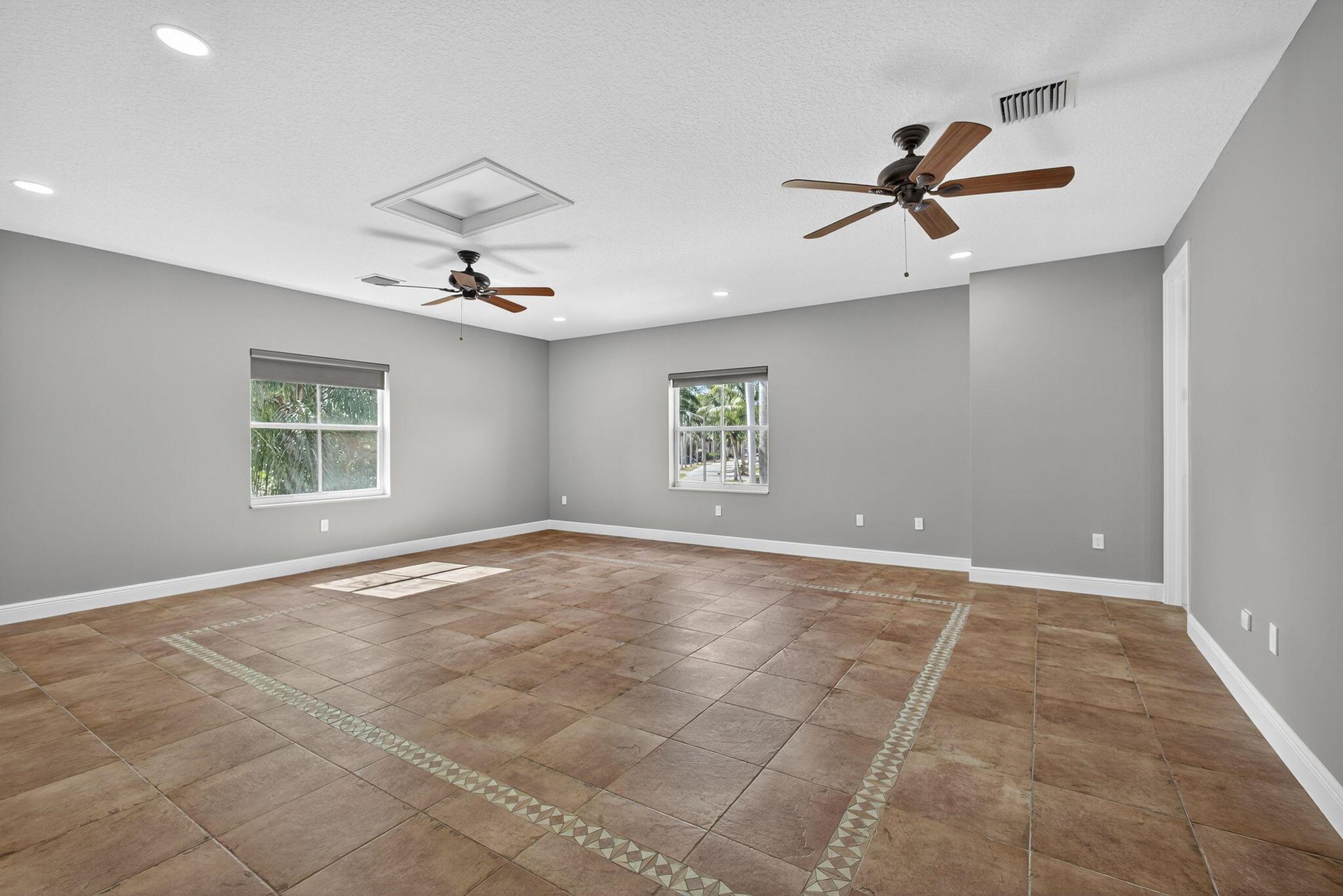 OLYMPIA - Residential Lease