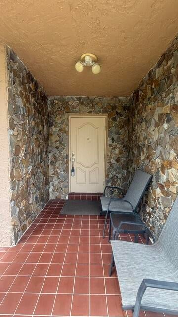255 SANDPIPER Avenue