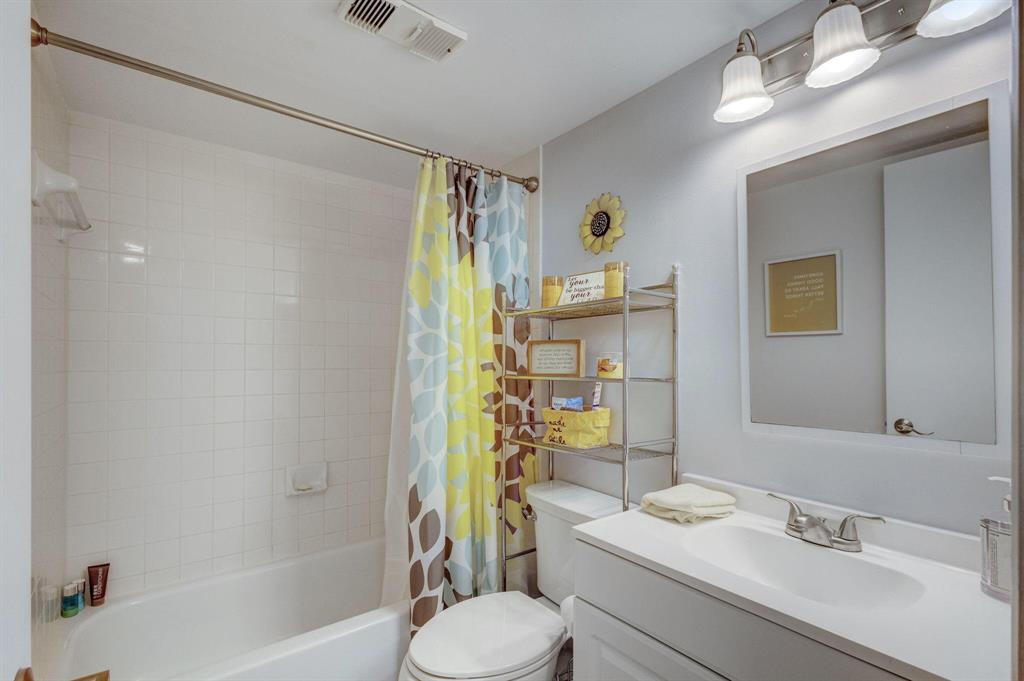 BAY REACH CONDO - Residential Lease