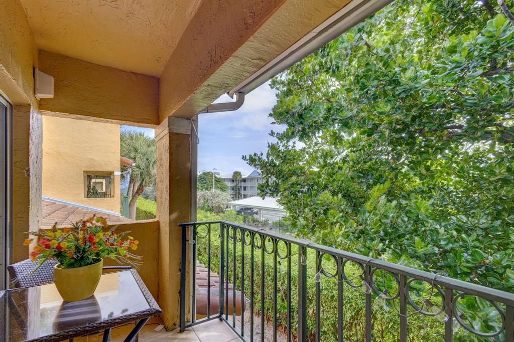 BAY REACH CONDO - Residential Lease