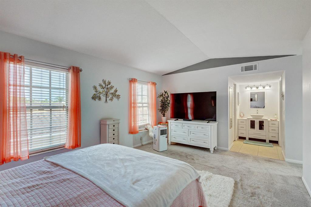 BAY REACH CONDO - Residential Lease