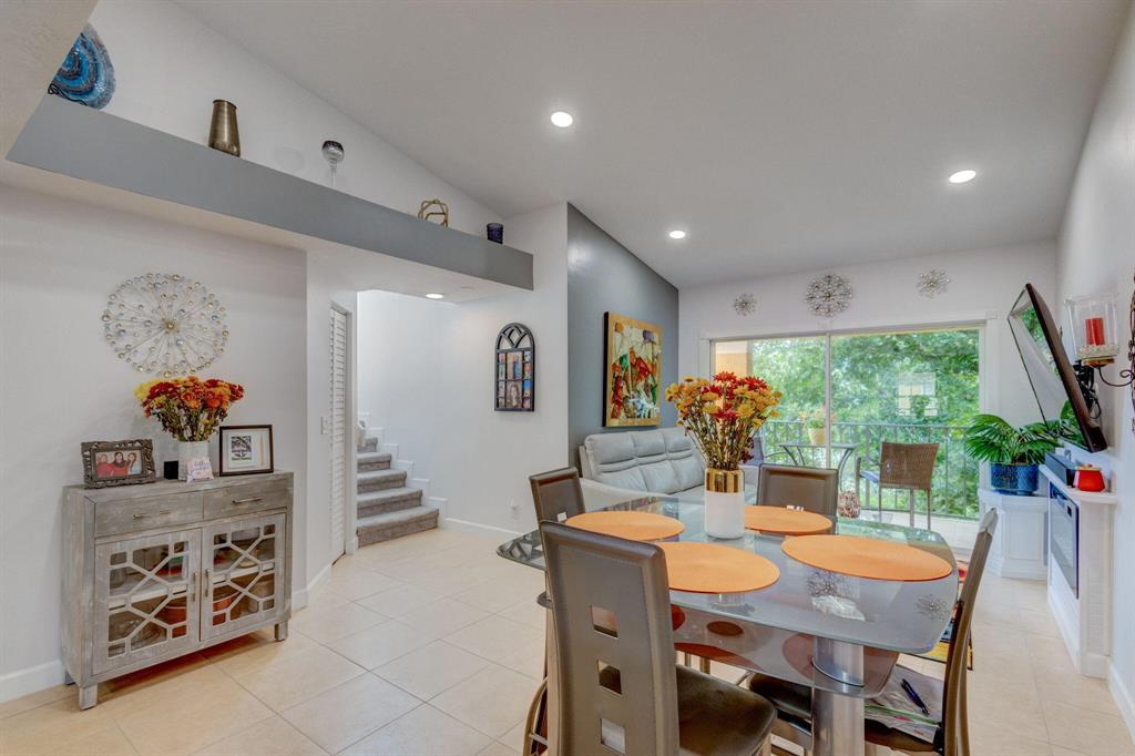 BAY REACH CONDO - Residential Lease