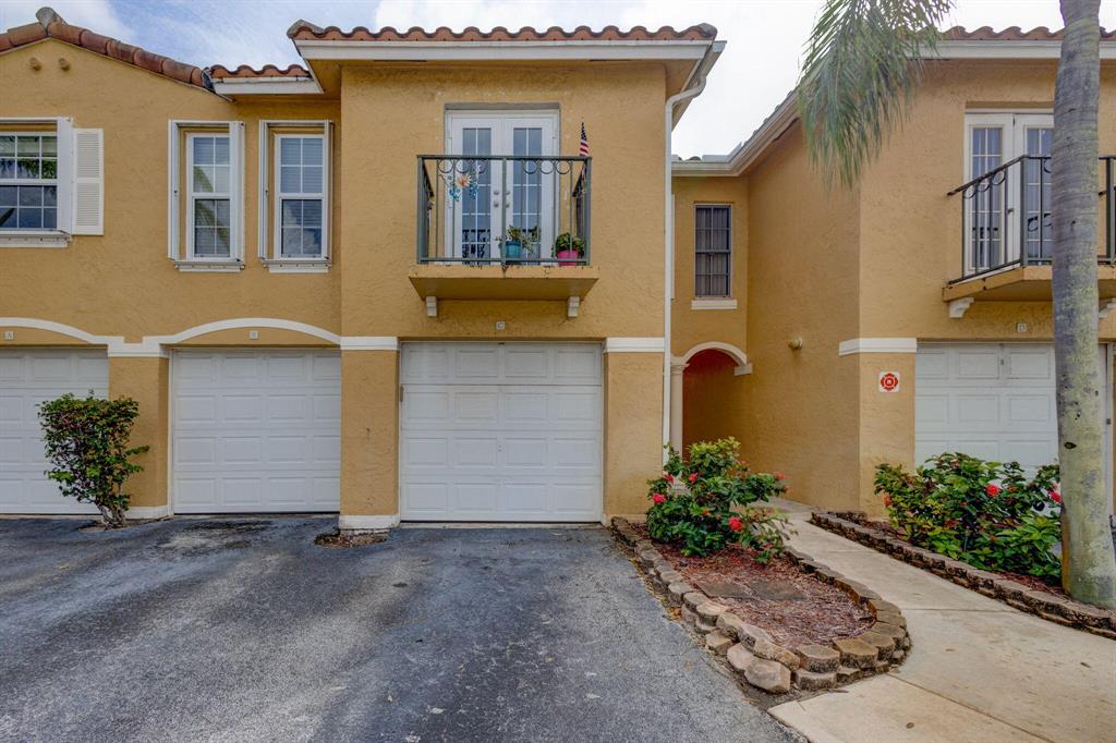 BAY REACH CONDO - Residential Lease