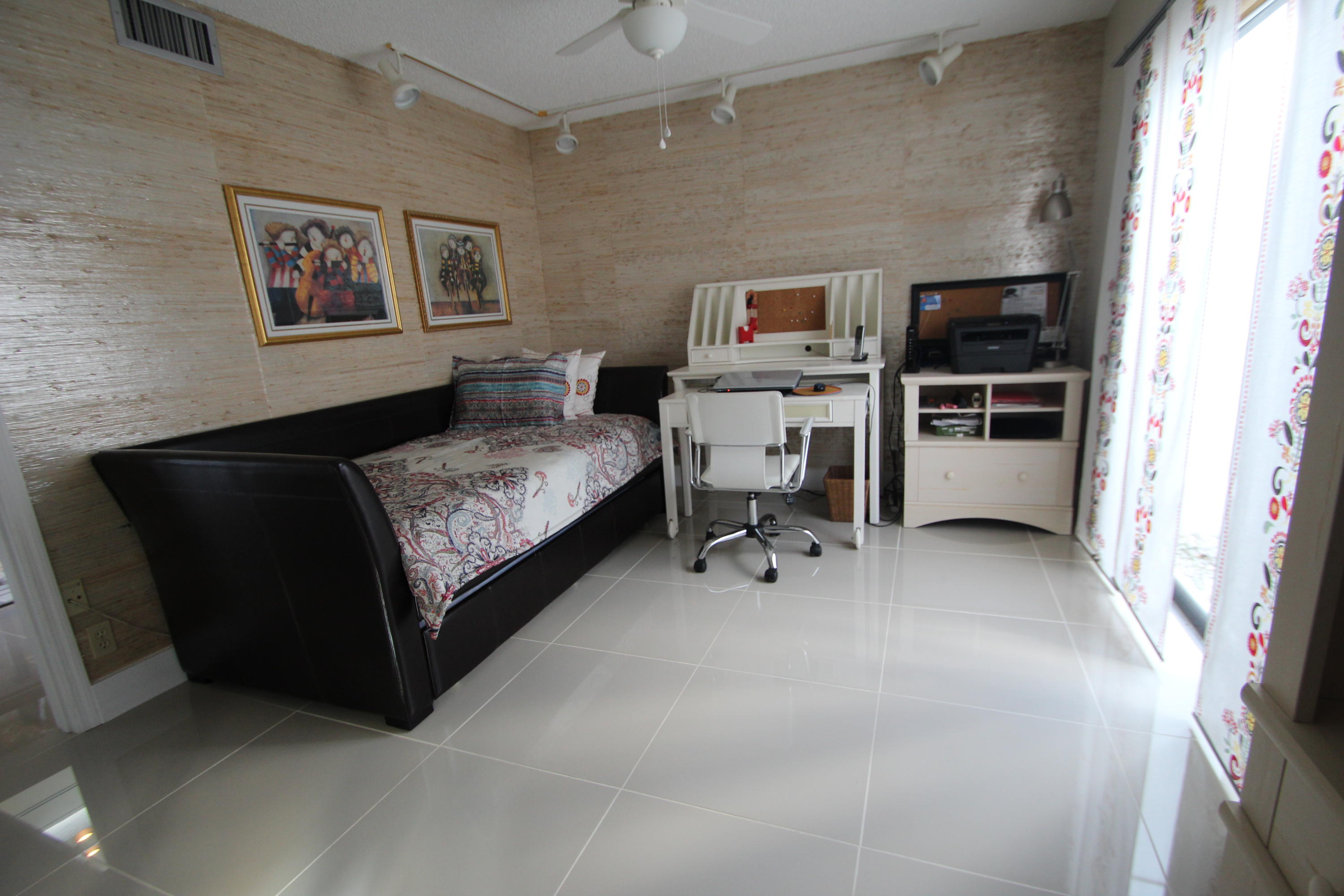 INDIAN SPRING - Residential