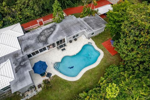 A home in Plantation