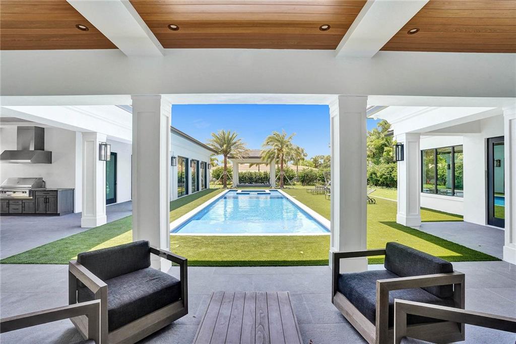 SEA RANCH LAKES - Residential