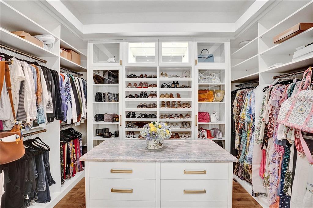 SEA RANCH LAKES - Residential