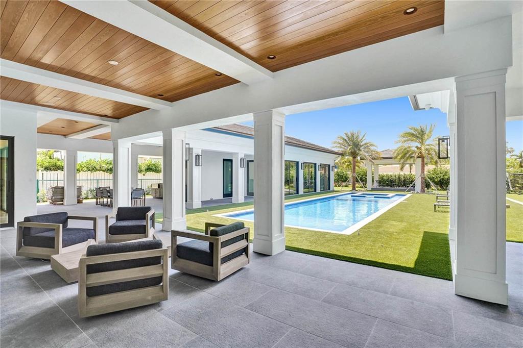 SEA RANCH LAKES - Residential