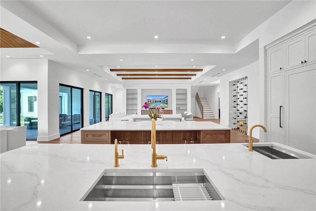 SEA RANCH LAKES - Residential