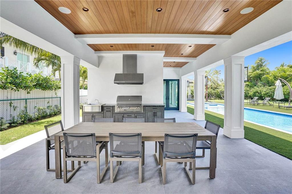 SEA RANCH LAKES - Residential