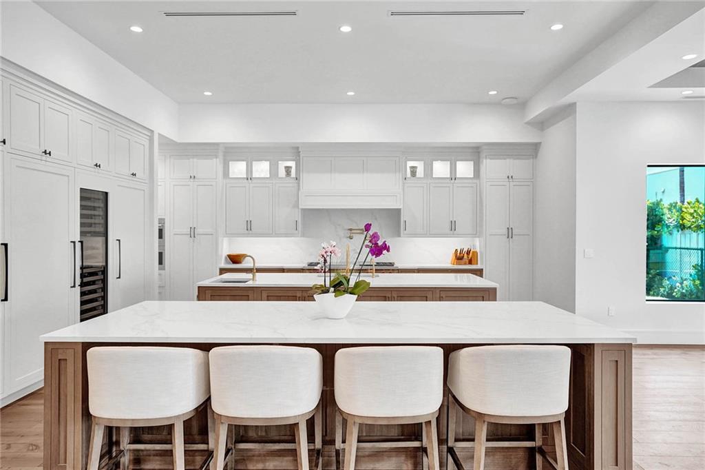 SEA RANCH LAKES - Residential