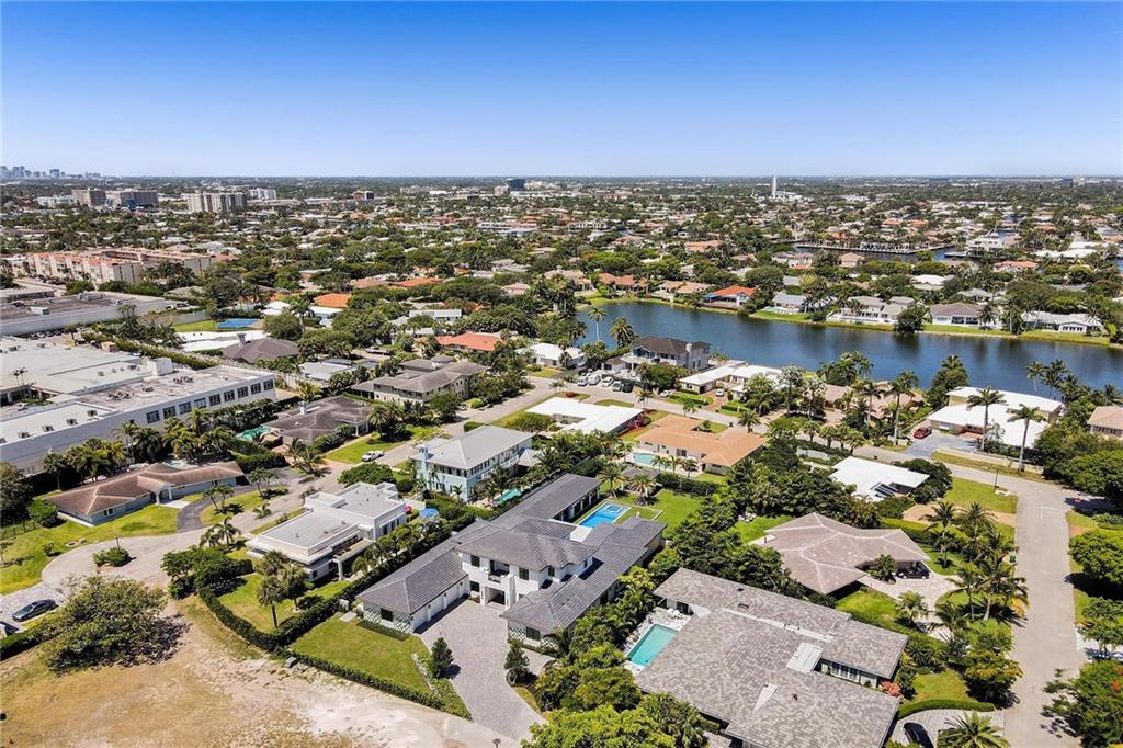 SEA RANCH LAKES - Residential