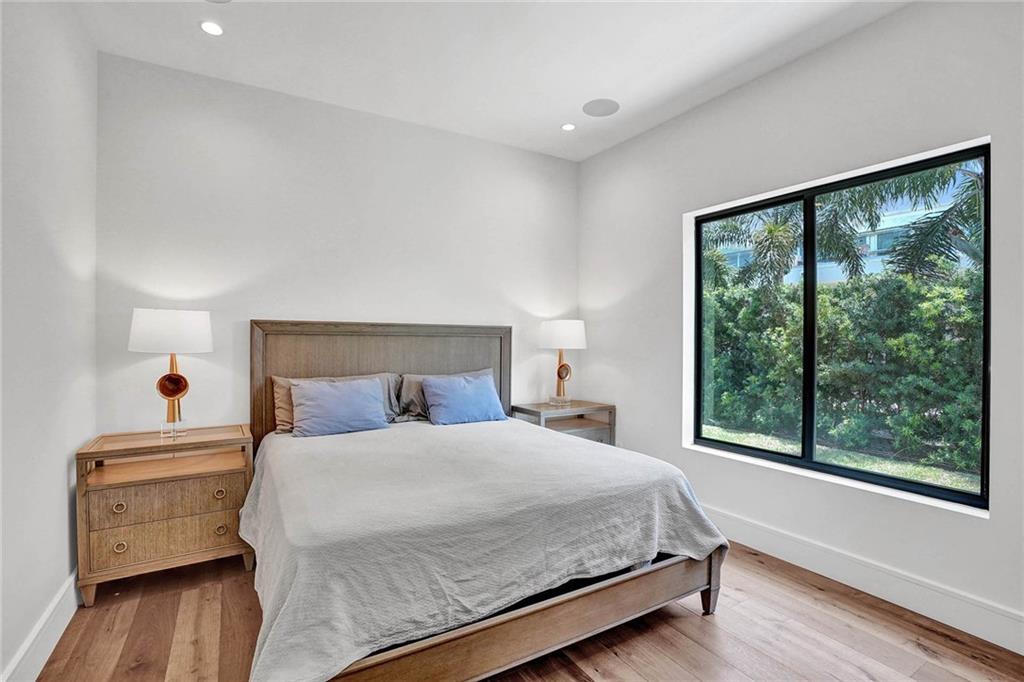 SEA RANCH LAKES - Residential