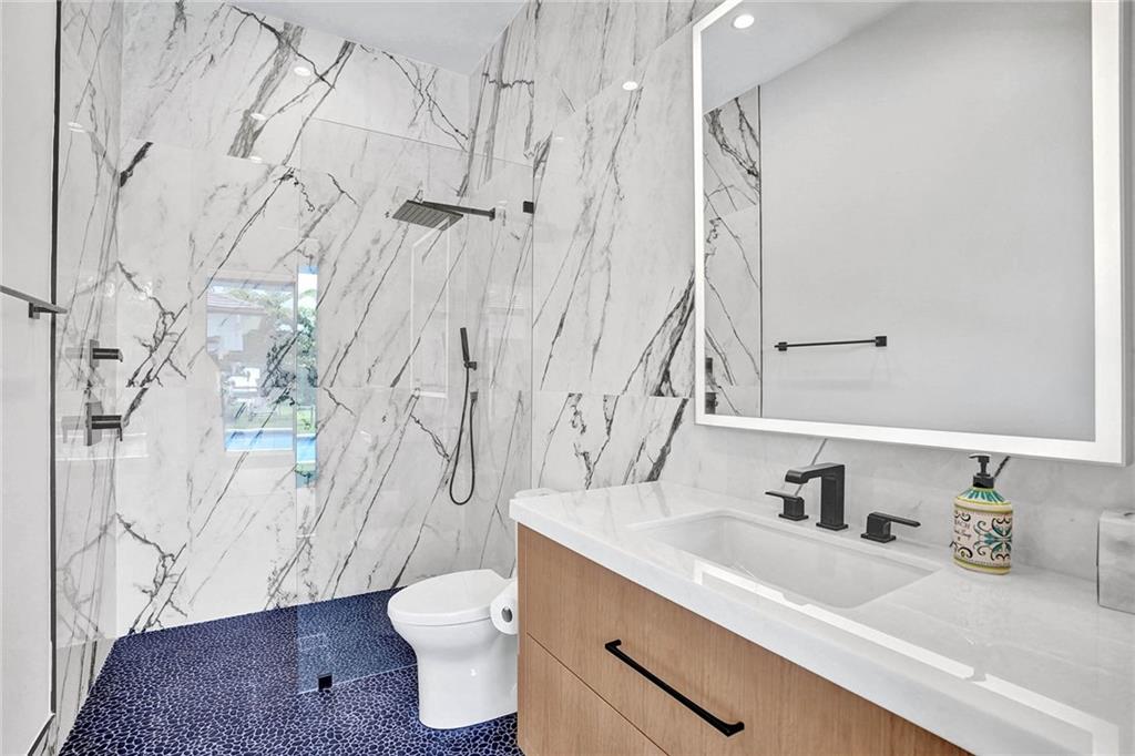 SEA RANCH LAKES - Residential