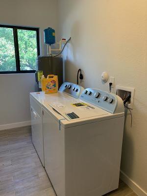 Carver Heights 25-41 B - Residential