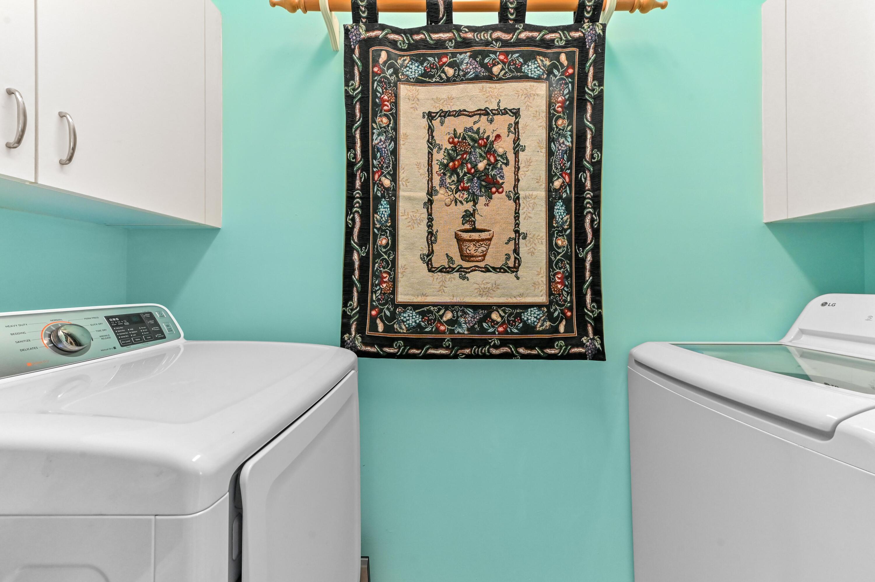 PINE RIDGE AT DELRAY BEACH - Residential