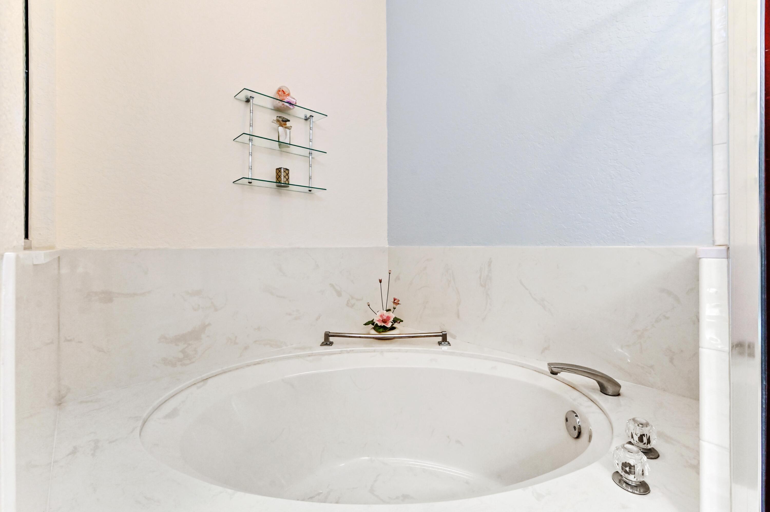 PINE RIDGE AT DELRAY BEACH - Residential