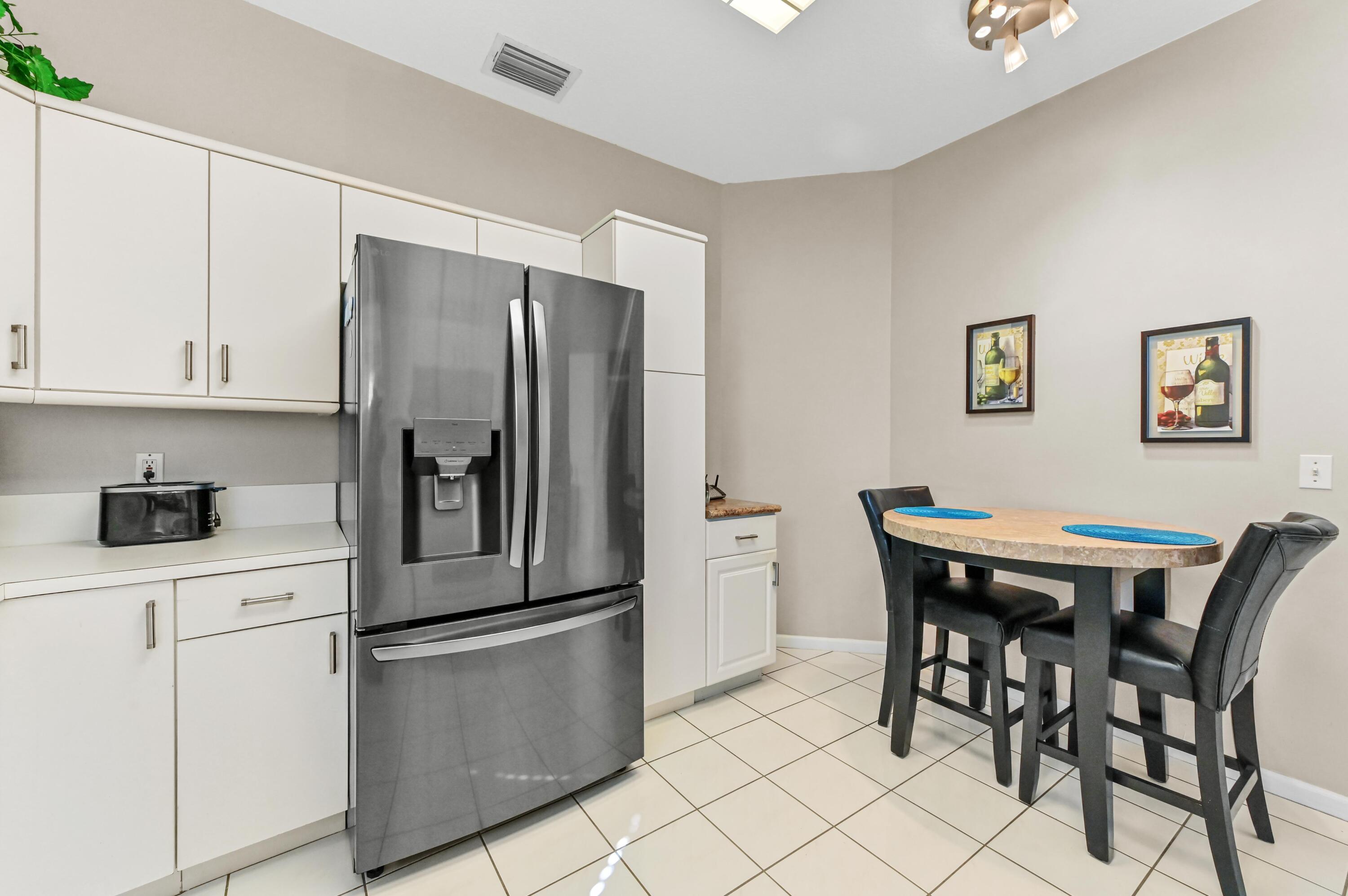 PINE RIDGE AT DELRAY BEACH - Residential