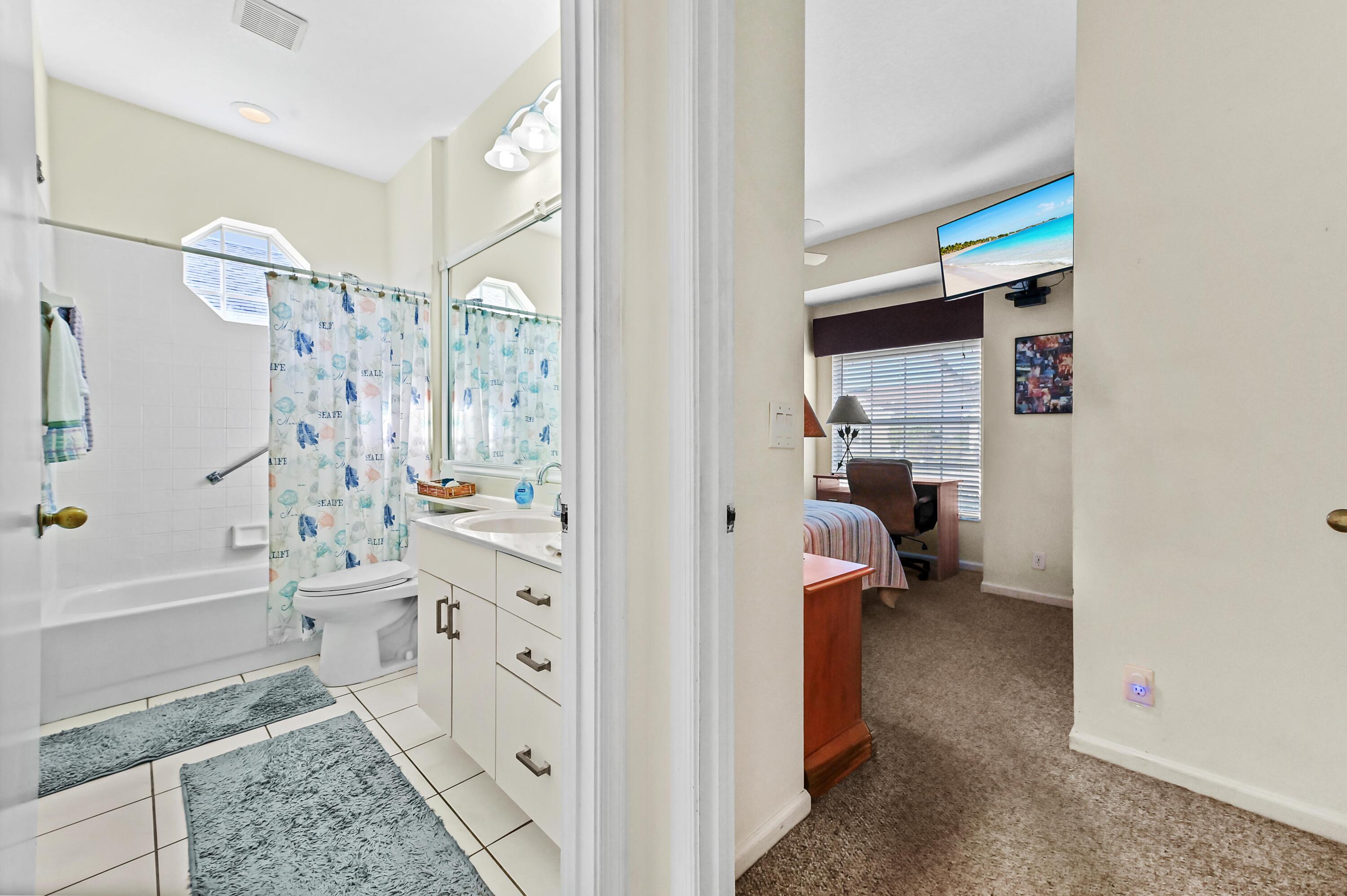 PINE RIDGE AT DELRAY BEACH - Residential