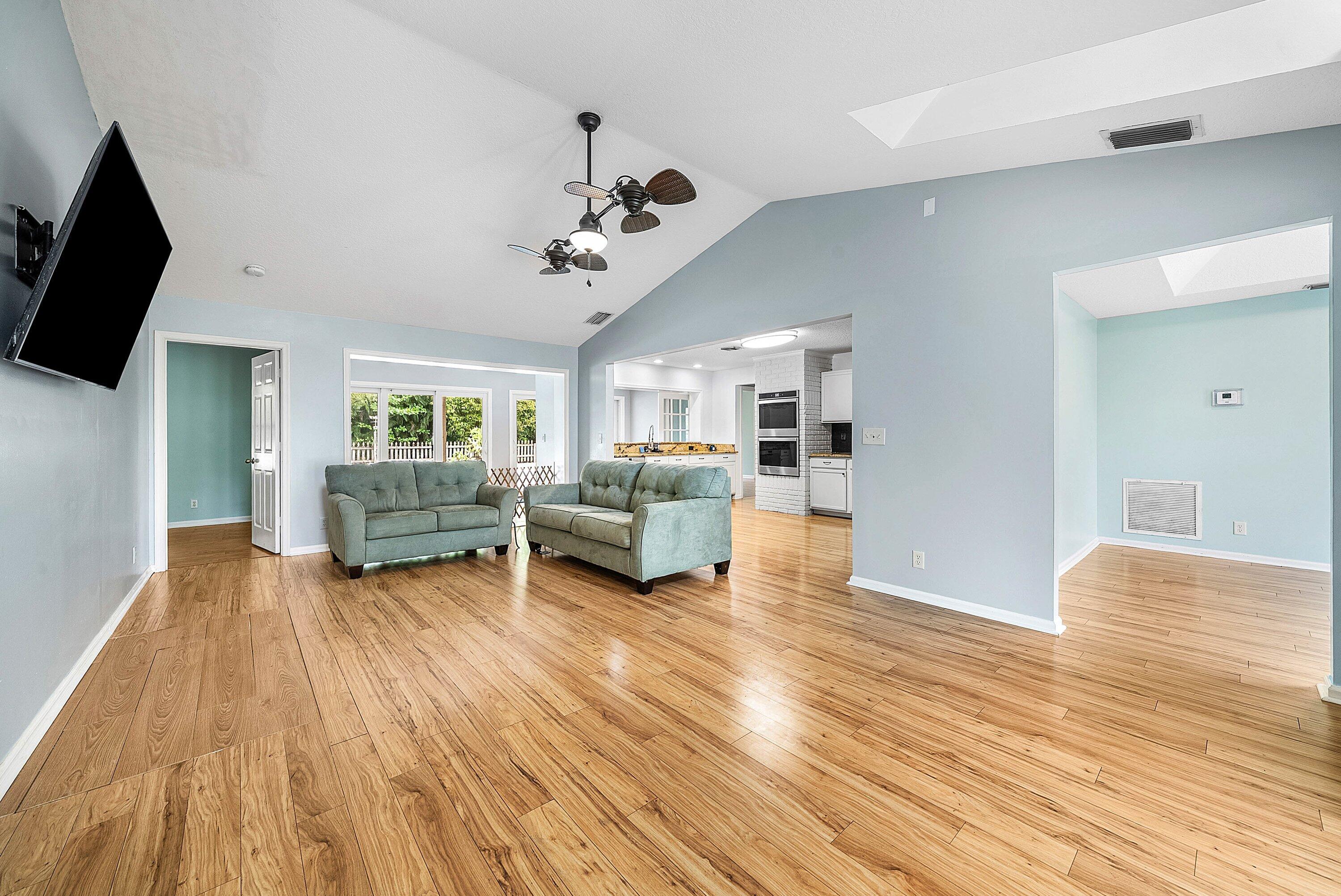 The Acreage - Residential