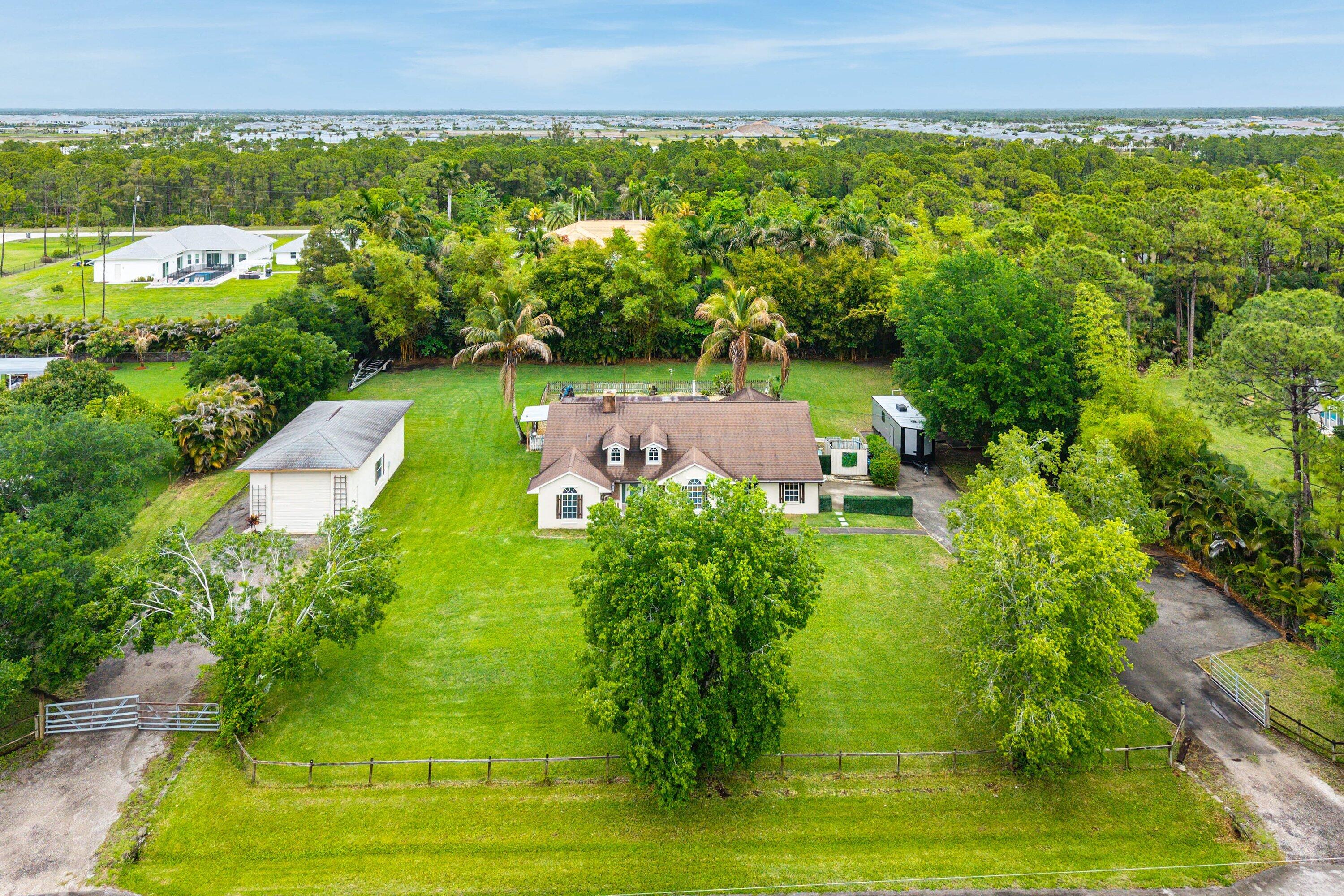 The Acreage - Residential