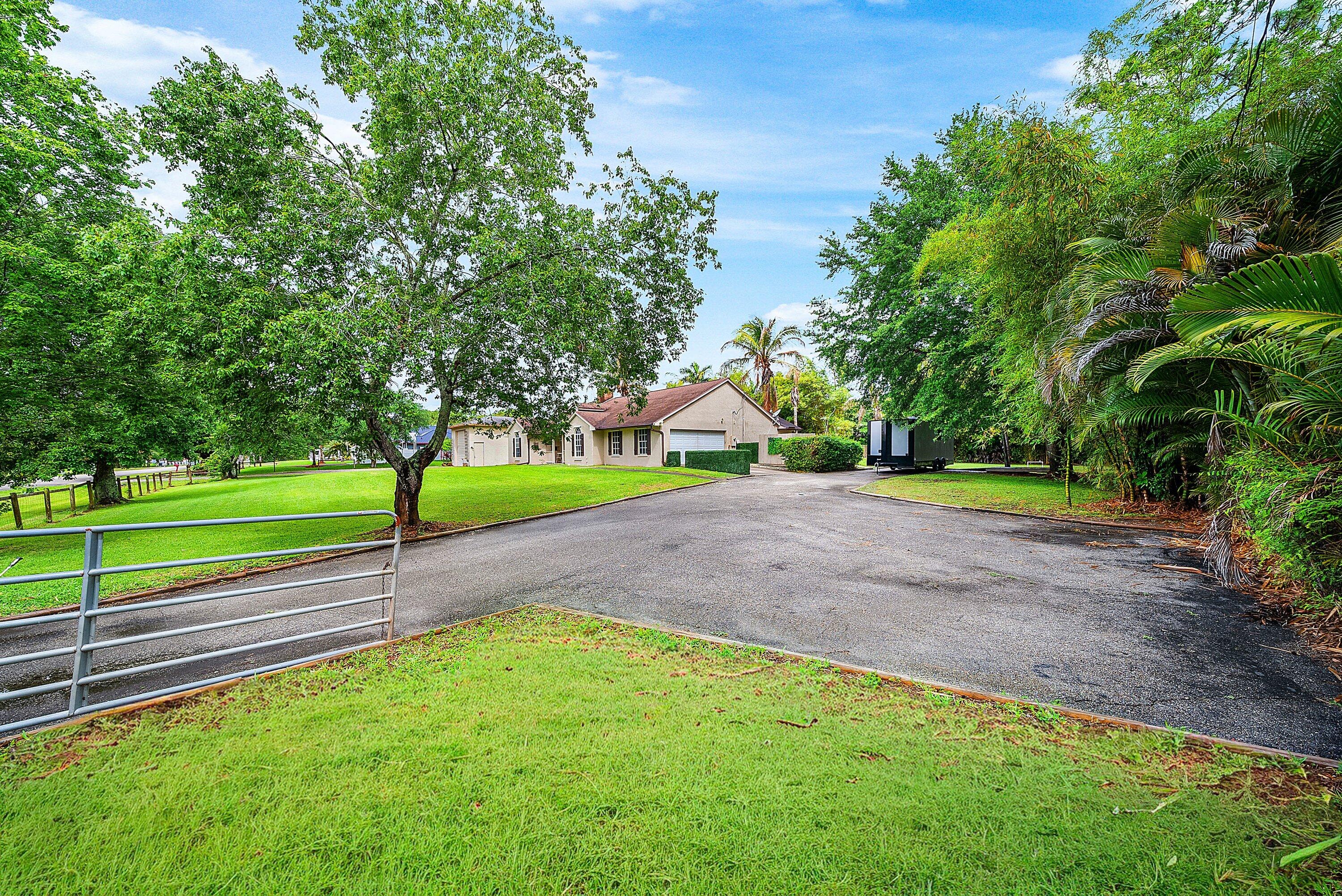 The Acreage - Residential