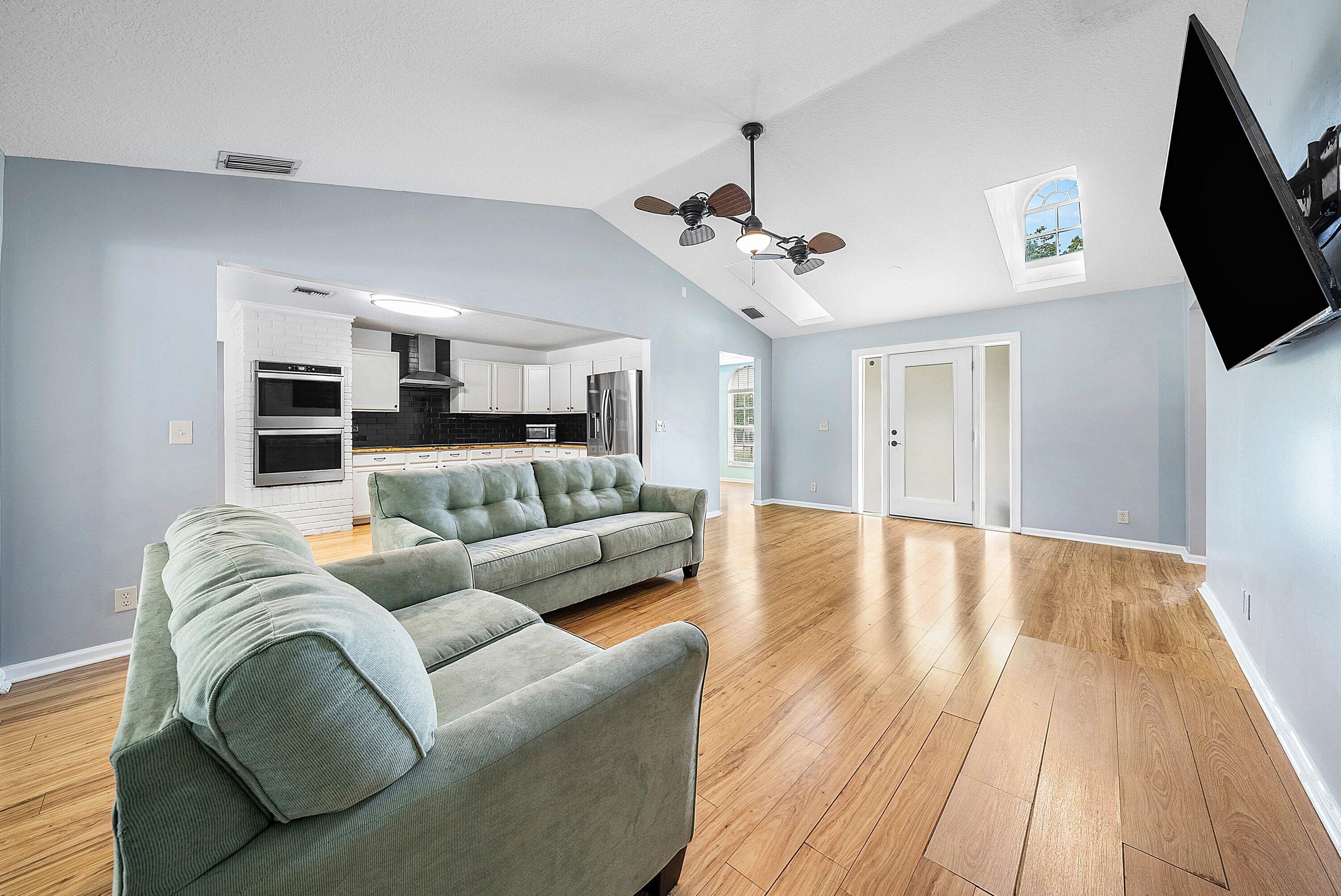 The Acreage - Residential