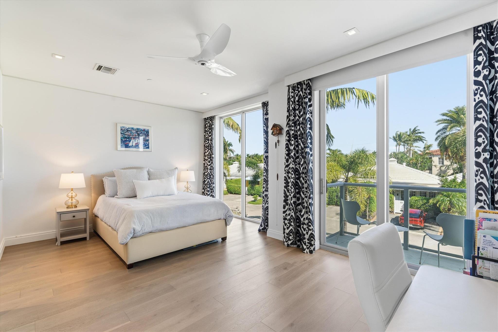 SEAGATE YACHT CLUB - Residential