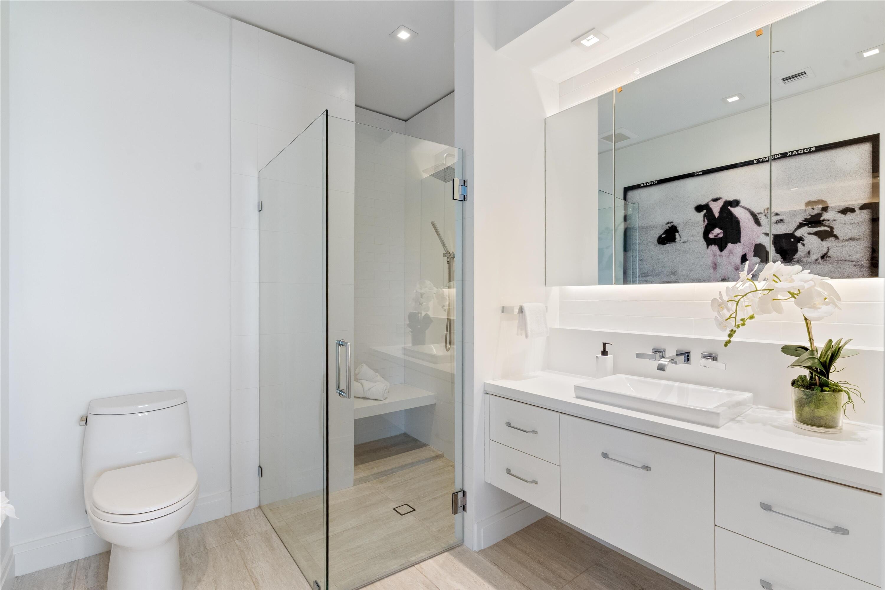 SEAGATE YACHT CLUB - Residential