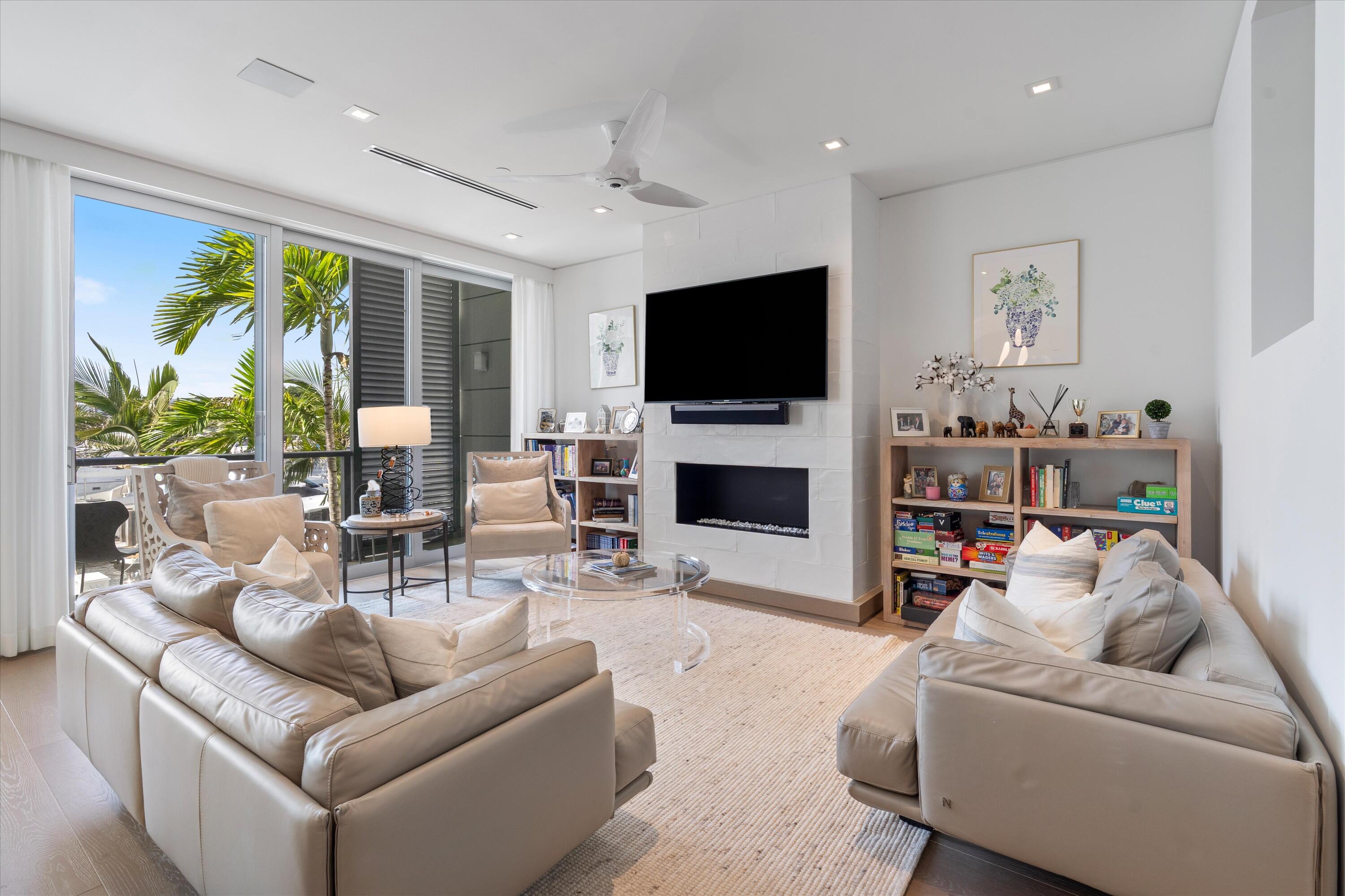 SEAGATE YACHT CLUB - Residential