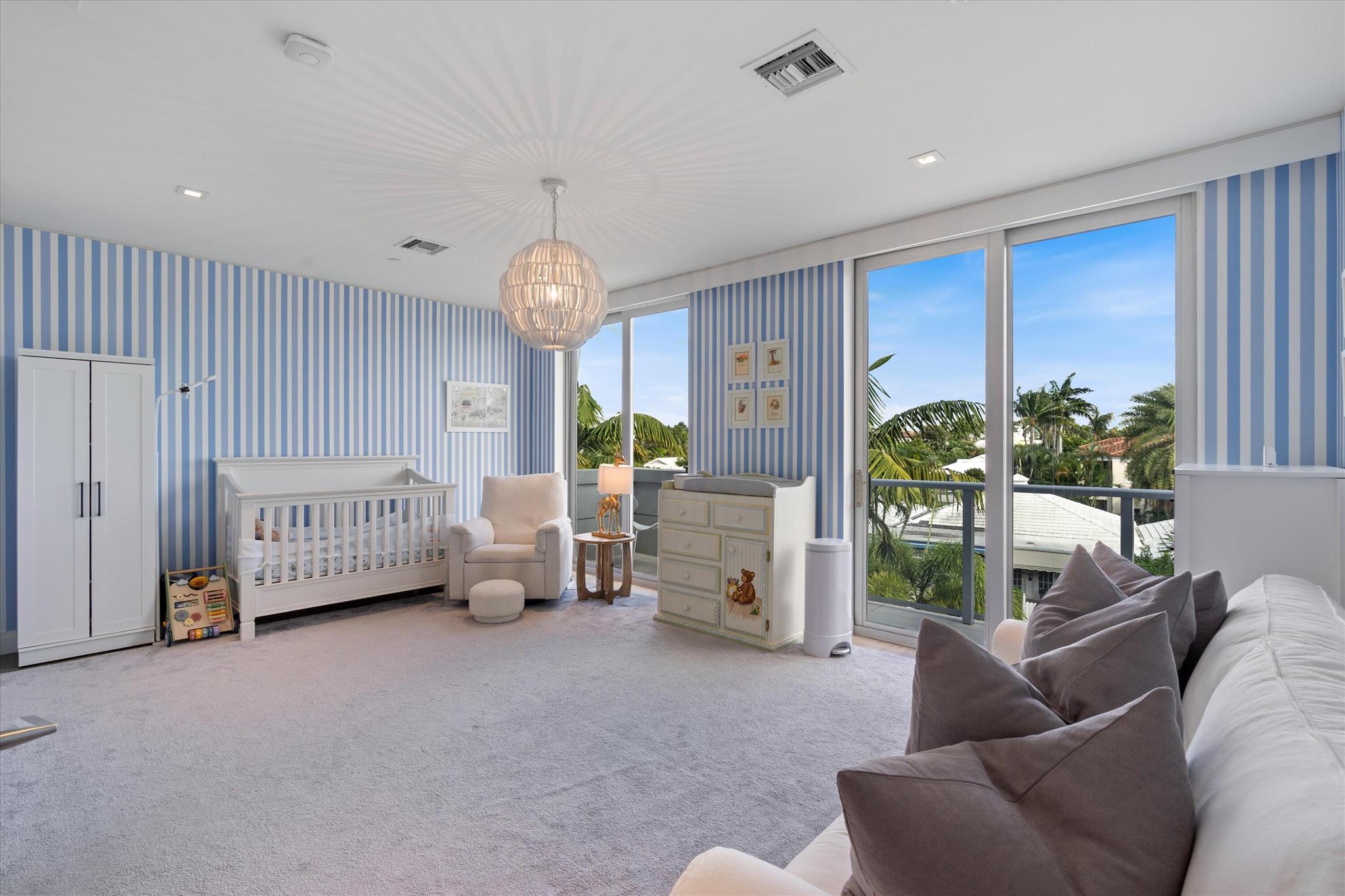 SEAGATE YACHT CLUB - Residential