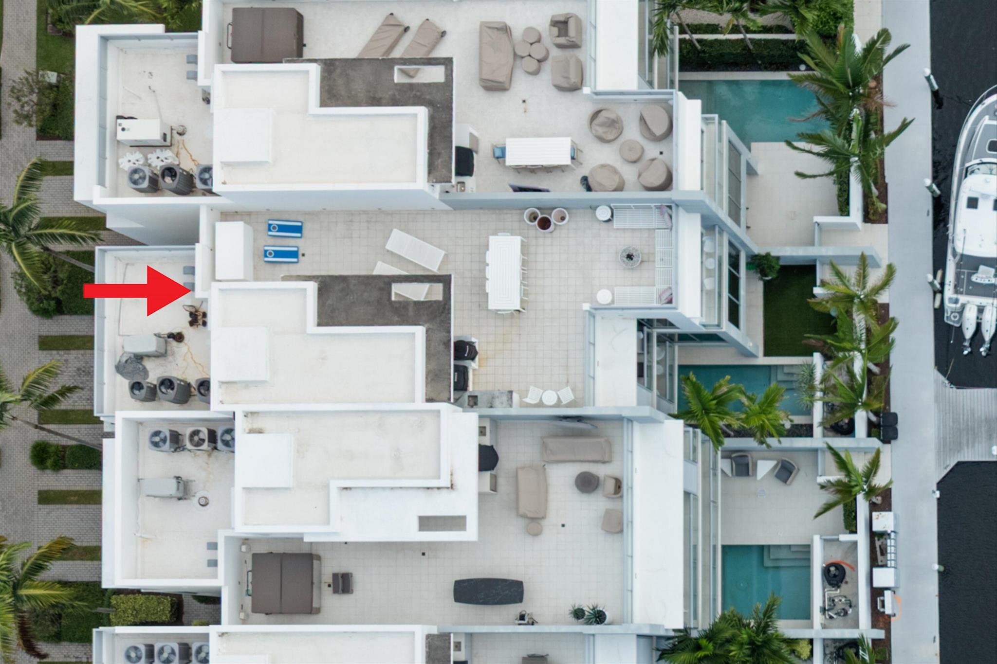 SEAGATE YACHT CLUB - Residential