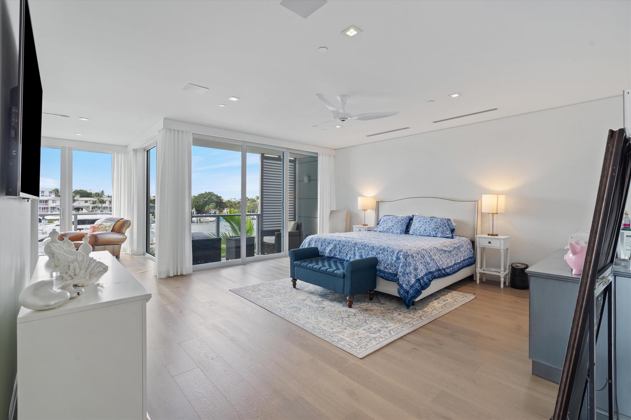 SEAGATE YACHT CLUB - Residential