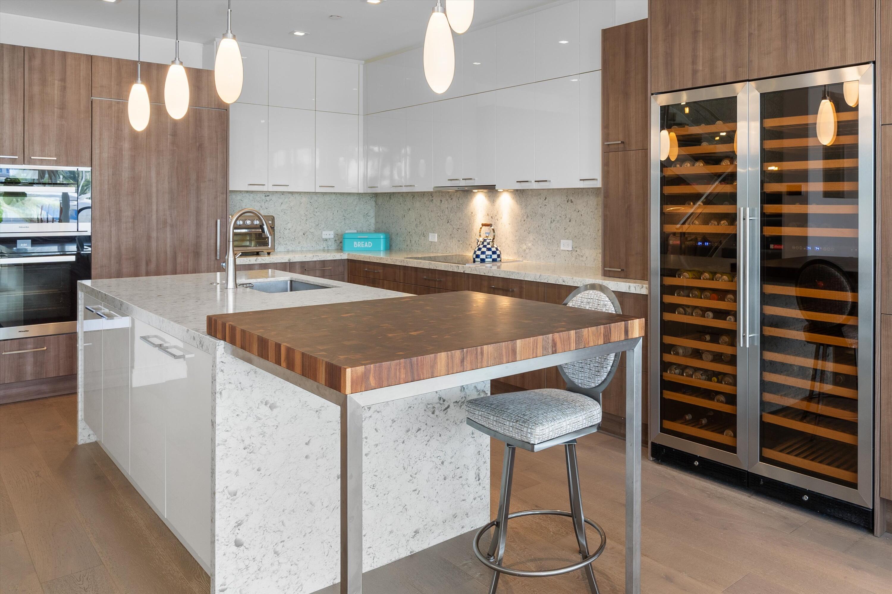 SEAGATE YACHT CLUB - Residential