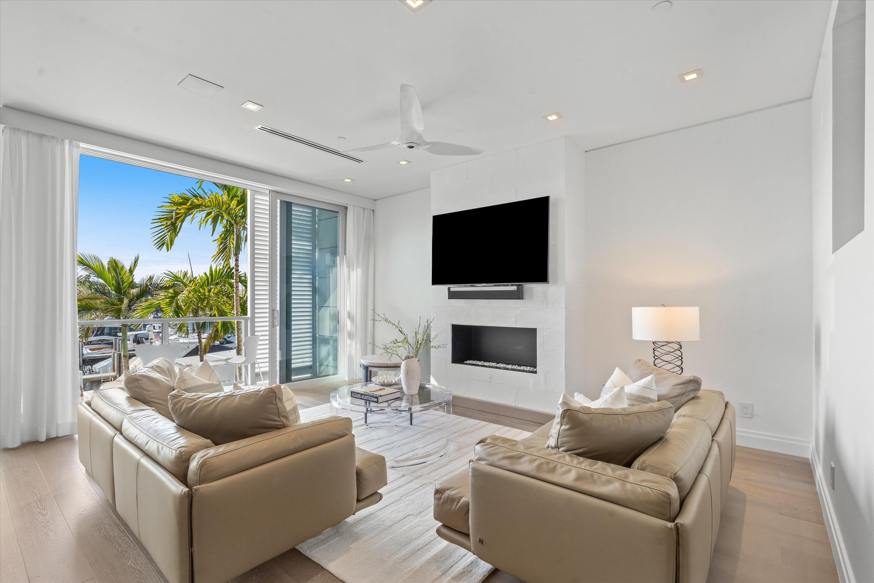 SEAGATE YACHT CLUB - Residential