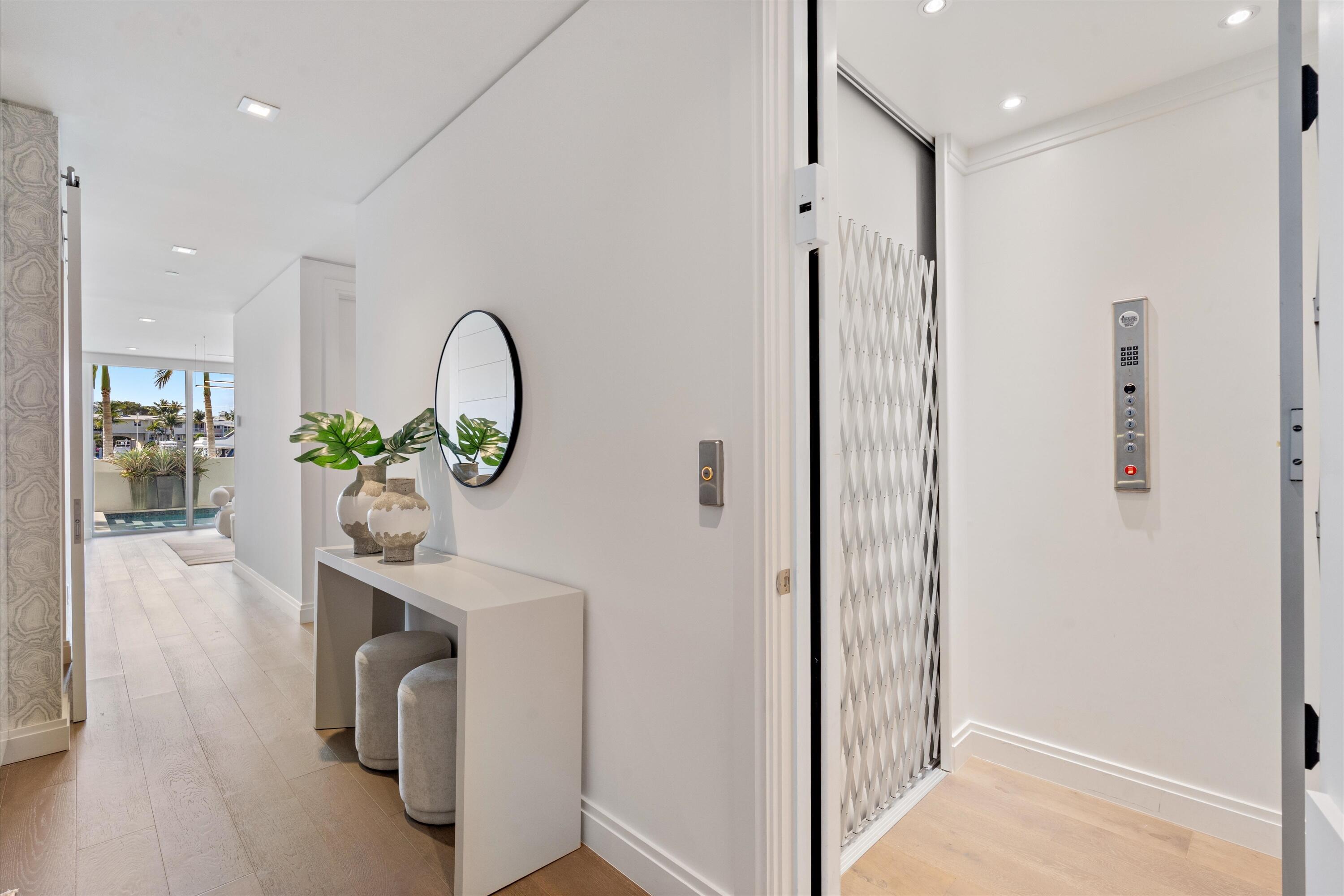 SEAGATE YACHT CLUB - Residential