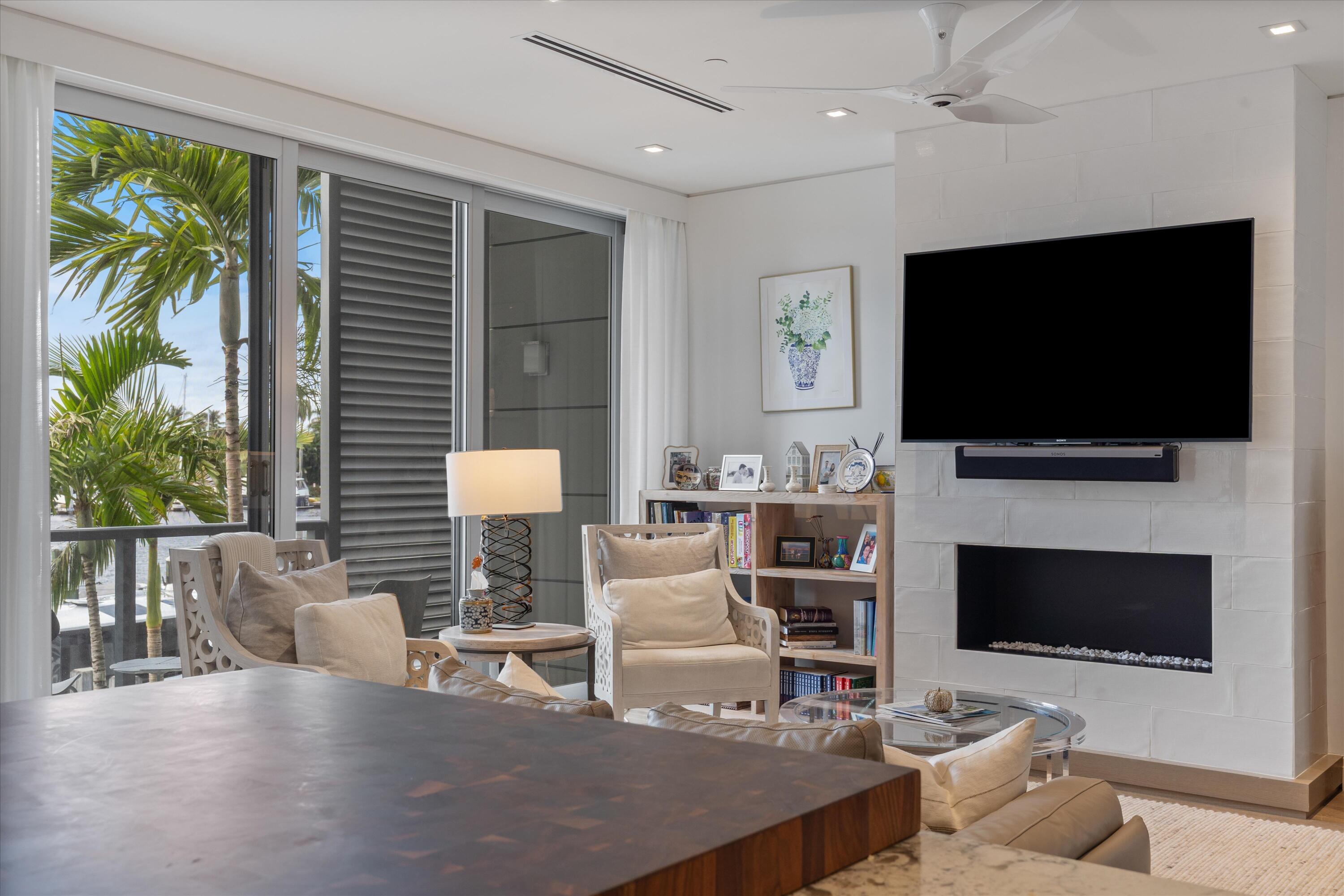 SEAGATE YACHT CLUB - Residential