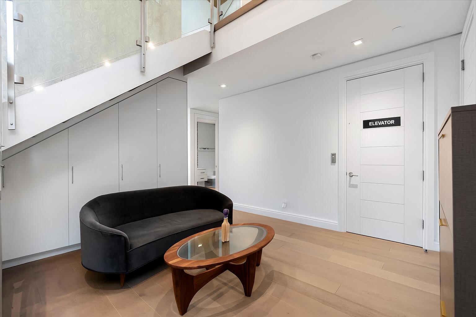 SEAGATE YACHT CLUB - Residential