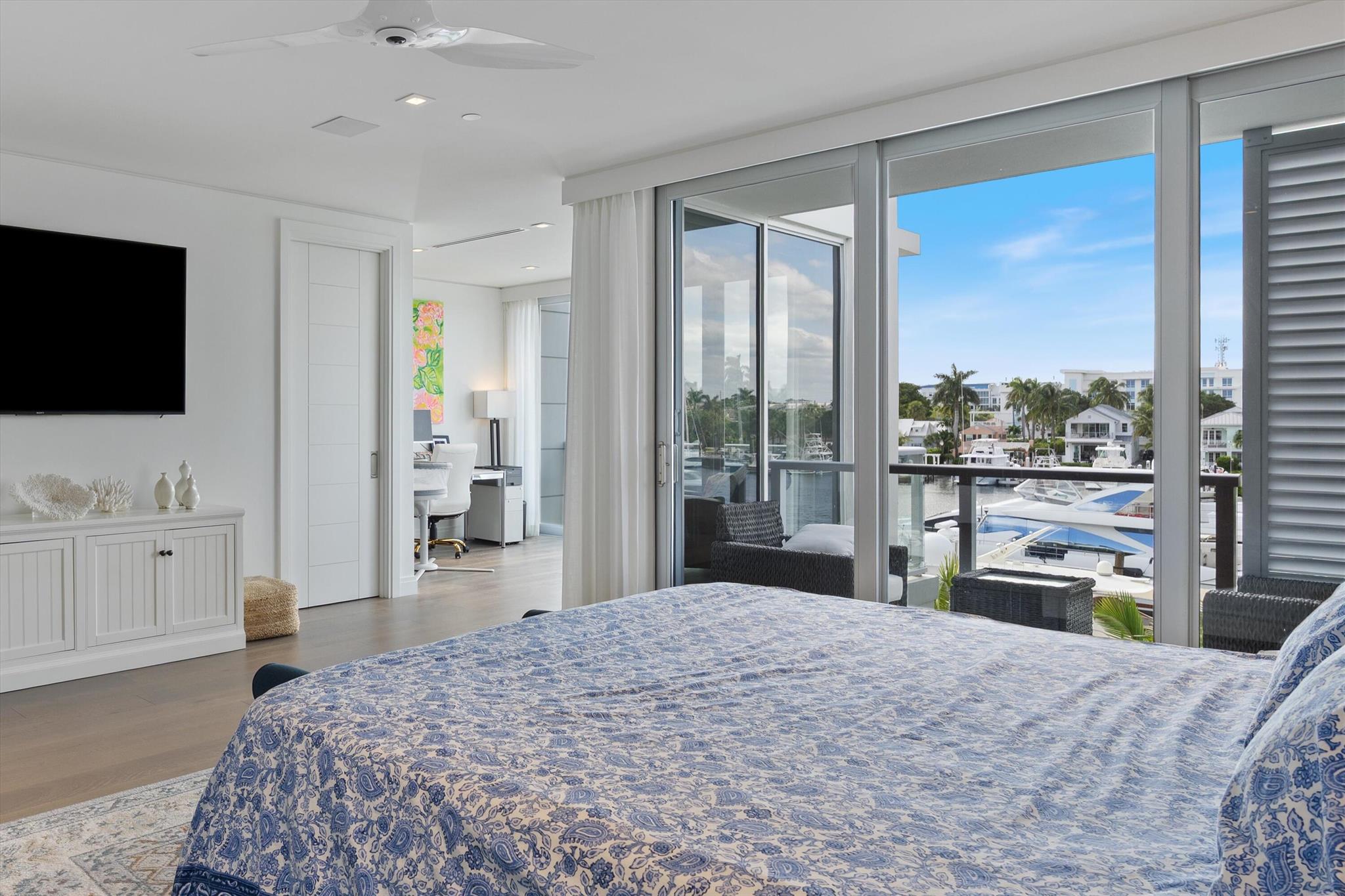 SEAGATE YACHT CLUB - Residential