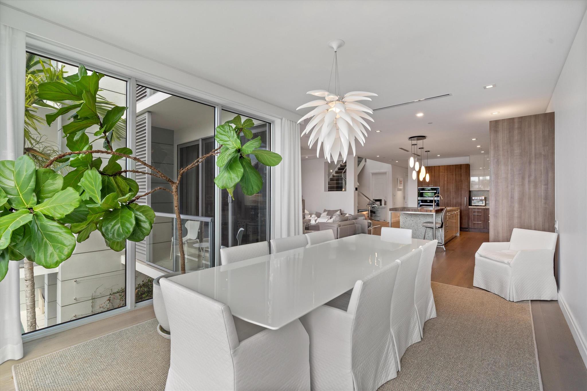 SEAGATE YACHT CLUB - Residential