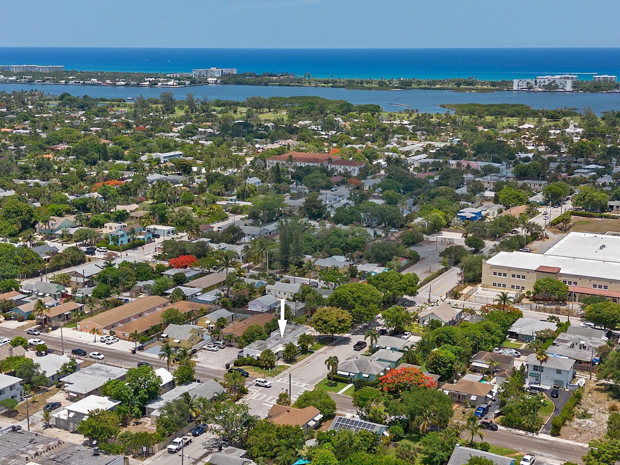 LAKE WORTH TOWN OF - Residential Income