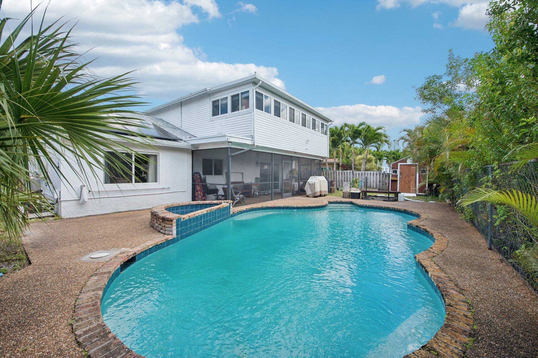 BURNHAM WOODS - Residential