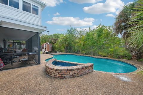 Tiny photo for 8404 SW 20th Street, North Lauderdale, FL 33068 (MLS # B26001005)