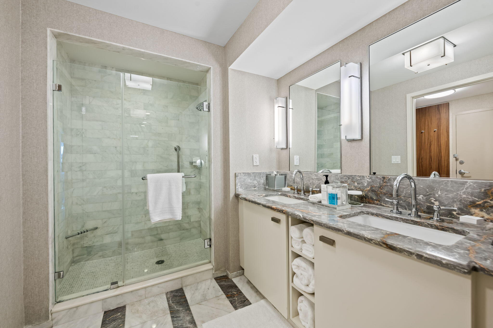 551 N FORT LAUDERDALE BEACH Boulevard H1011