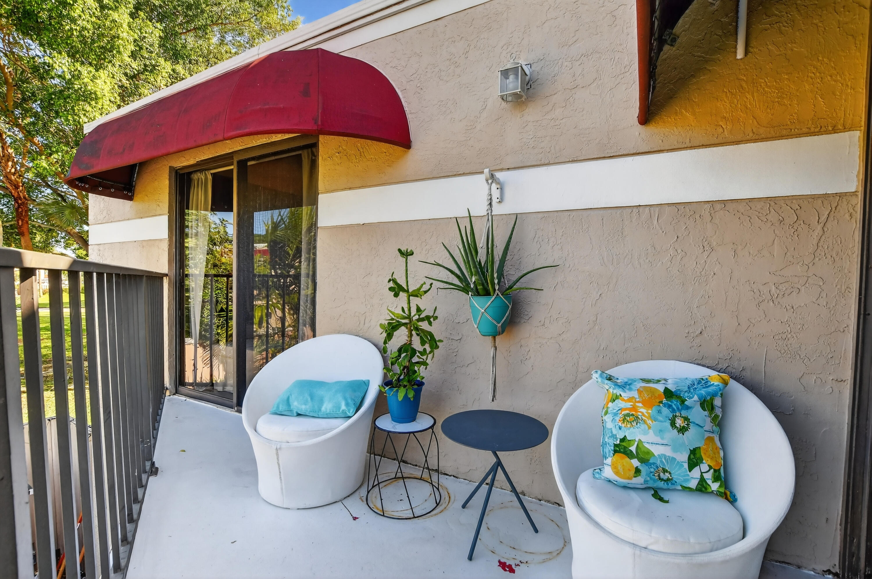 LE VILLAGE DE PROVENCE 2 - Residential Lease