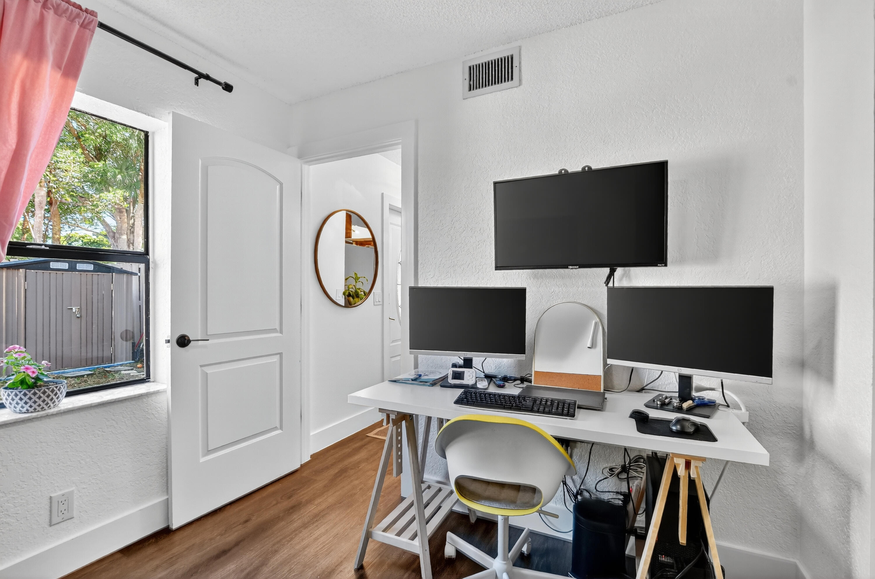 LE VILLAGE DE PROVENCE 2 - Residential Lease