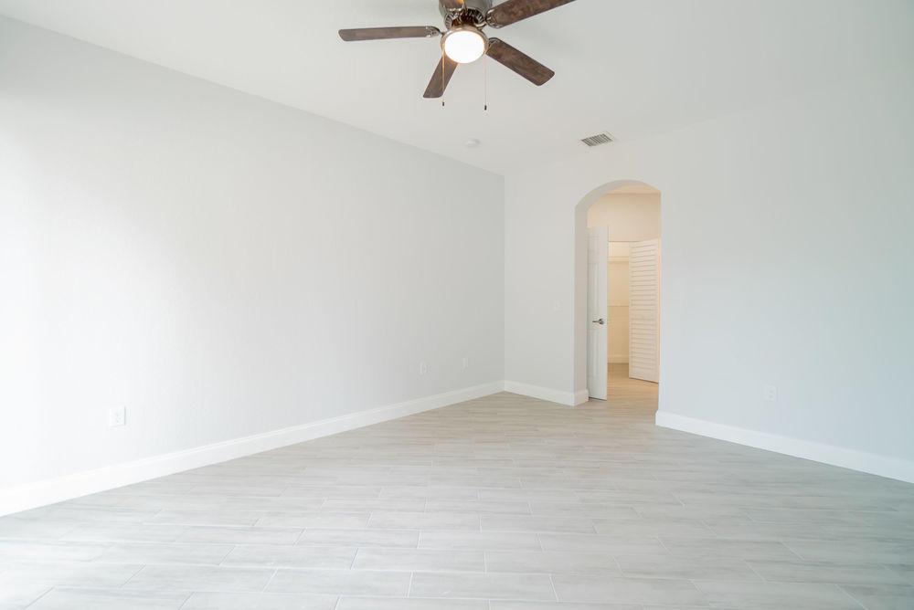 SHOMA COURTYARDS II AT ROYAL PALM CONDOM - Residential