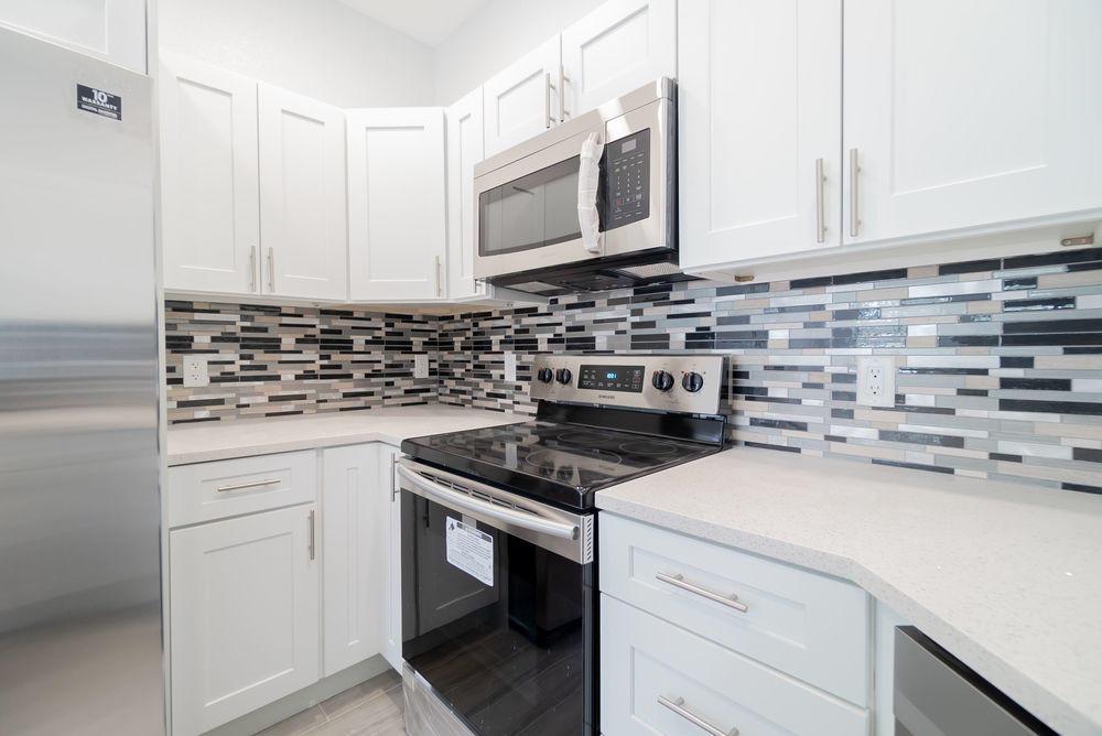 SHOMA COURTYARDS II AT ROYAL PALM CONDOM - Residential