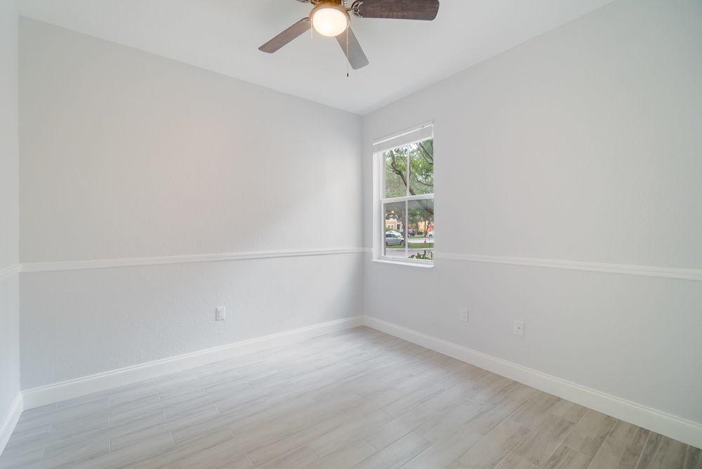 SHOMA COURTYARDS II AT ROYAL PALM CONDOM - Residential